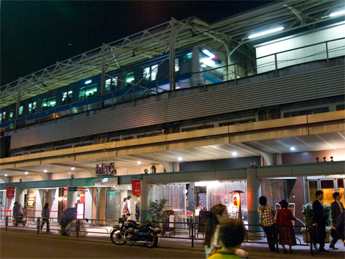上野駅の高画質画像