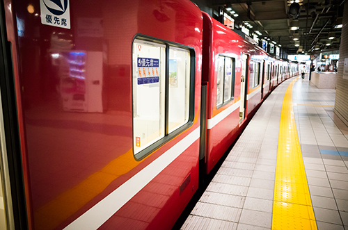 電車のホーム フォトスク 無料のフリー高画質写真素材画像