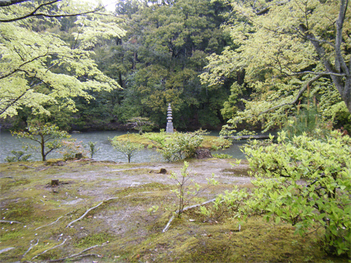 池の置物 1の高画質画像