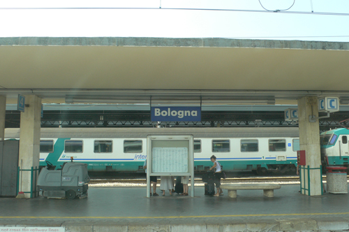 イタリアの駅 2の高画質画像