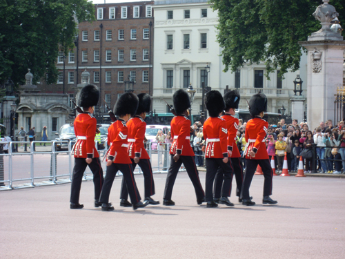 バッキンガム宮殿衛兵交代式 1の高画質画像