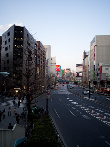 新宿の街並み 1の高画質画像