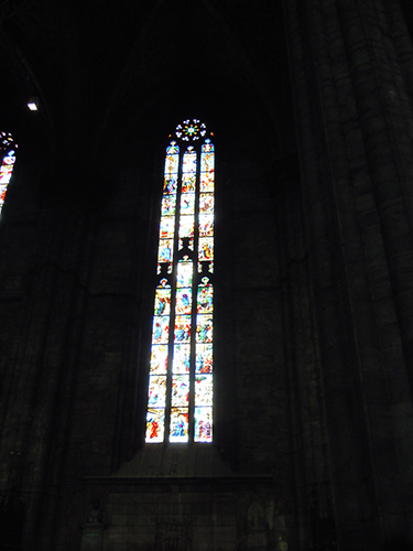 ミラノ大聖堂内部 2の高画質画像