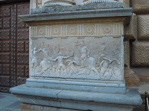 柱の彫刻、グラナダの高画質画像