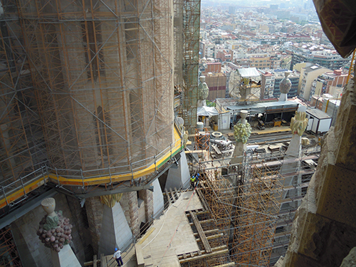 サグラダ・ファミリアの塔 1の高画質画像