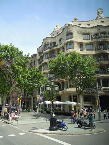 ミラ邸、バルセロナ 3の高画質画像