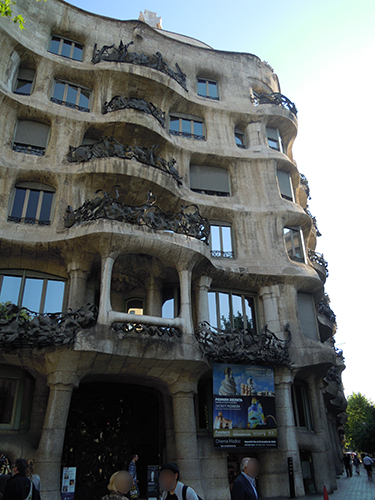 ミラ邸、バルセロナ 5の高画質画像
