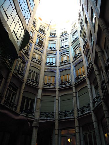 ミラ邸、バルセロナ 6の高画質画像