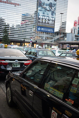 横浜駅西口方面のタクシー乗り場 2の高画質画像