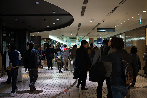 横浜駅の相鉄ジョイナス 1の高画質画像