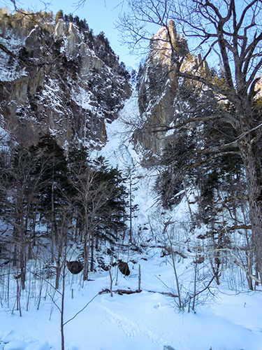 不動岩、大雪山国立公園 2の高画質画像