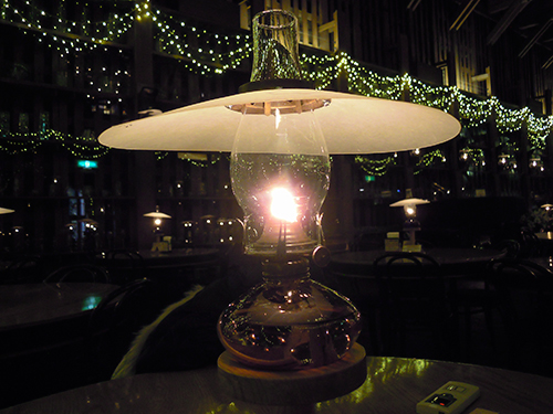 レストランのランプ 1の高画質画像