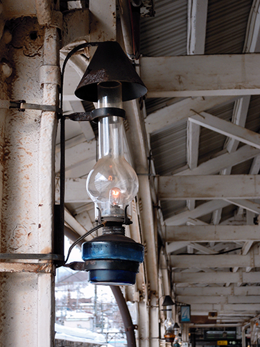 駅の古びたランプ、小樽の高画質画像