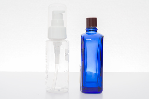 化粧品の瓶 2の高画質画像