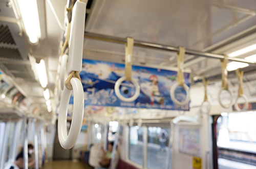 電車の吊革の高画質画像