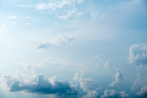 青い空と雲 1の高画質画像