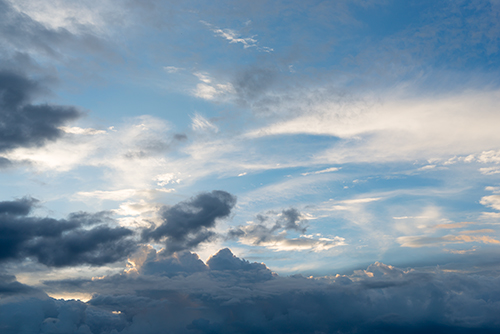 青い空と雲 4の高画質画像