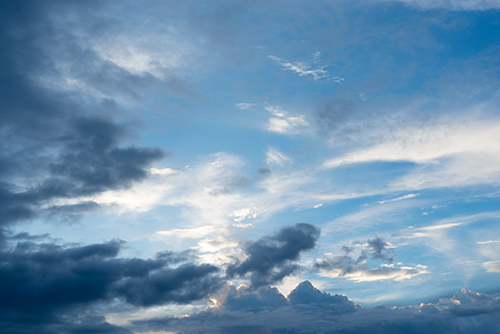 青い空と雲 5の高画質画像